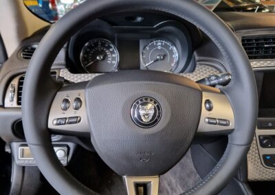 toplaag jaguar stuur herstellen